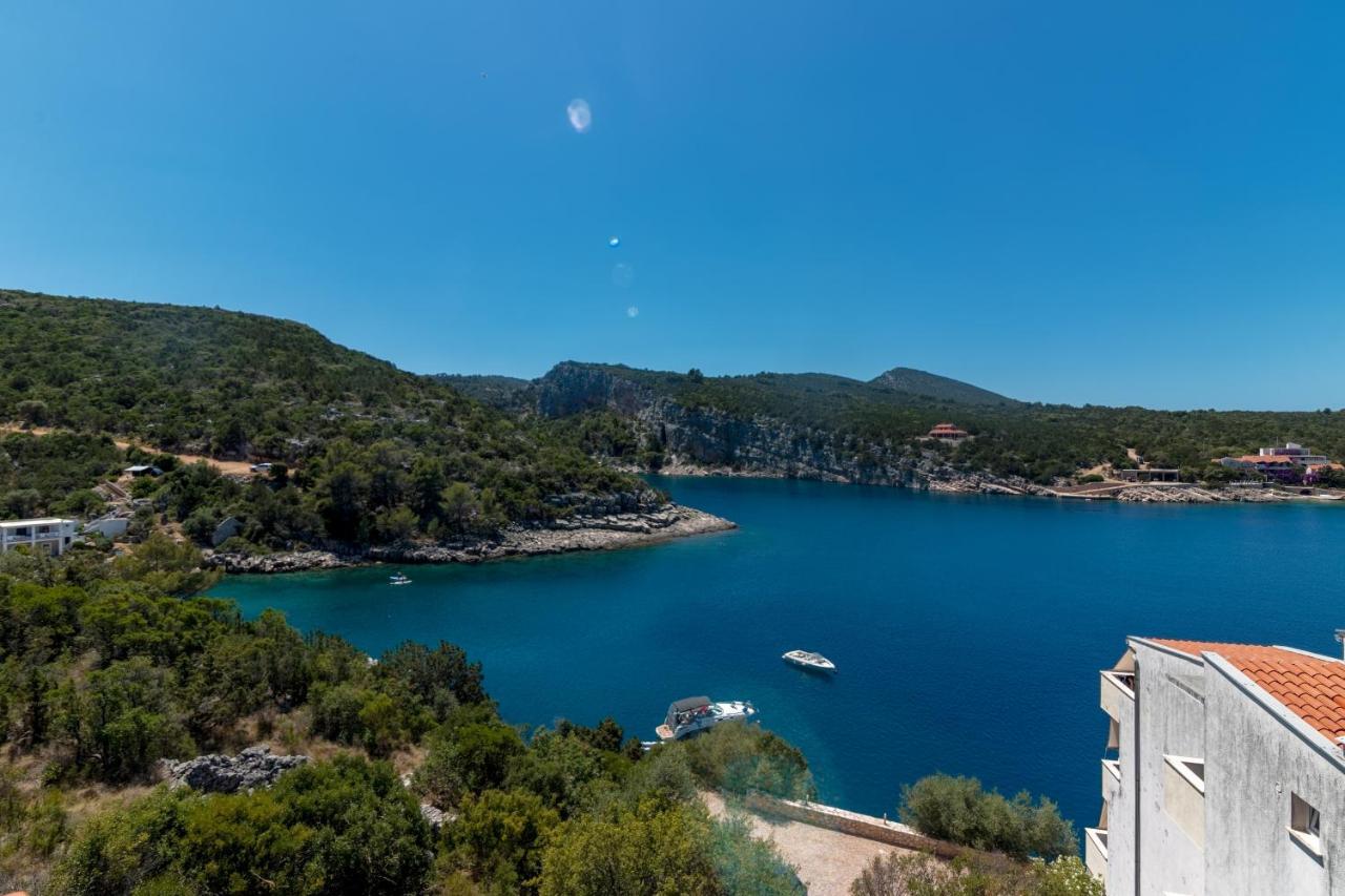By The Sea Cove Pokrivenik, Hvar - 4604 Apartment Gdinj